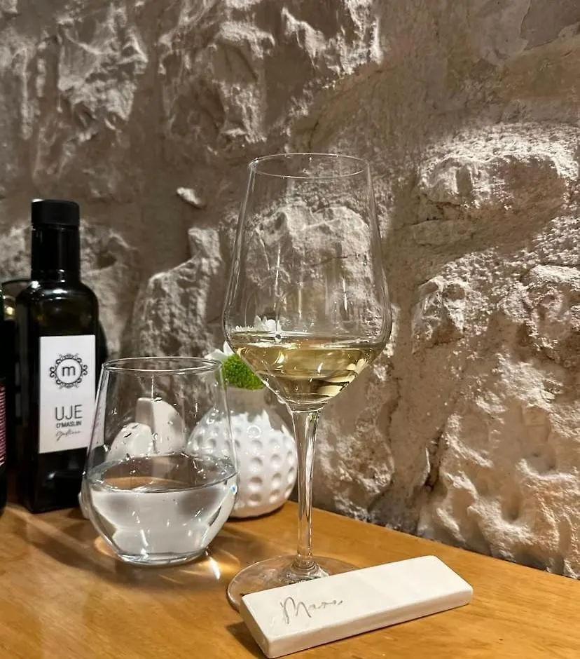 ****  Bifora Heritage Hotel Trogir Chorwacja